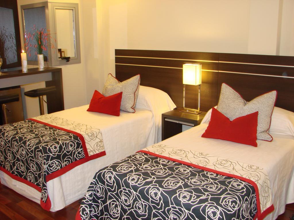 Zoom Apartments Hotel Cordoba Ruang foto